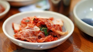 必一-不仅撞脸更撞性感身材 童瑶和章子怡到底有多像(图2) b体育