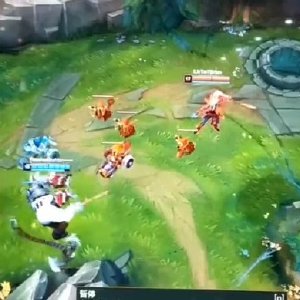 王诗安生日排练被整蛊惊喜落泪“必一”(图1) 必一