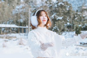 新声代歌手黄舒行推出最新原创单曲《你能坚持多久》全网发布‘必一’(图1) 必一