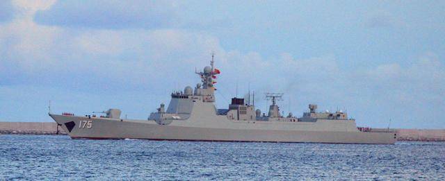 必一-边检政治教导员谭爱彬:这个时候,党员干部不靠前谁靠前?(图1) Bsports必一体育