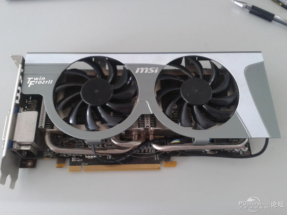 代言人黄子韬亮相糖果S11发布会 袒露人生态度:梦想无边框_b体育(图1) b体育